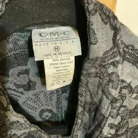Color Me Cotton made in the U.S.A jacket with floral accents and button closure - Picture 7 of 7